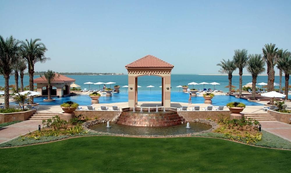 AL RAHA BEACH RESORT & SPA - 5