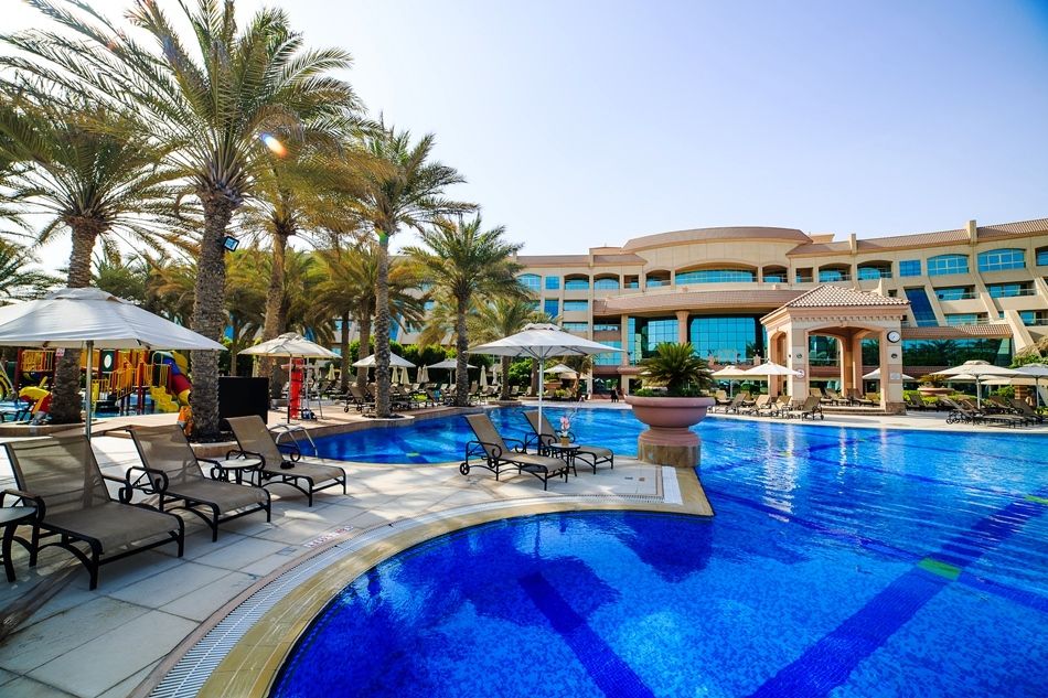 AL RAHA BEACH RESORT & SPA - 11