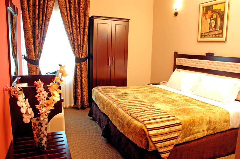 AL BUSTAN TOWER HOTEL SUITES - 6