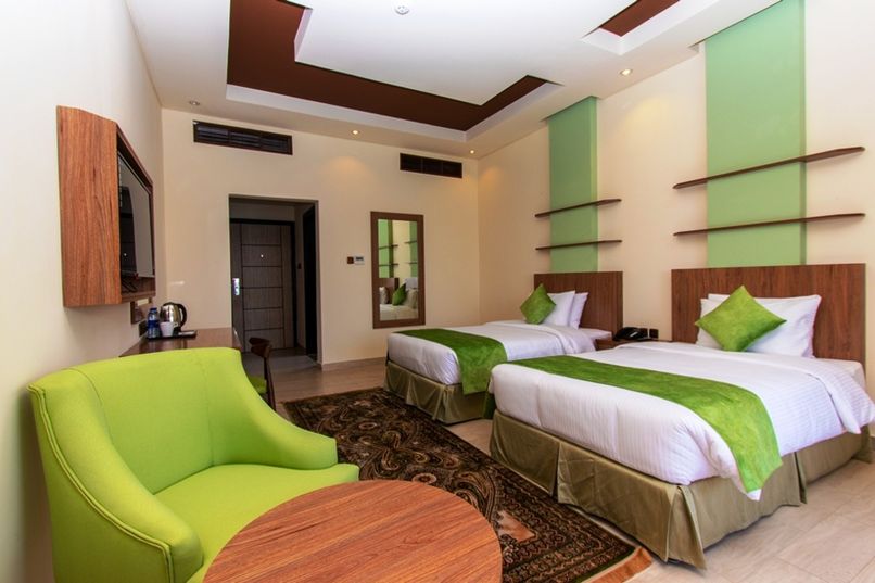 FLAMINGO BEACH RESORT - 6