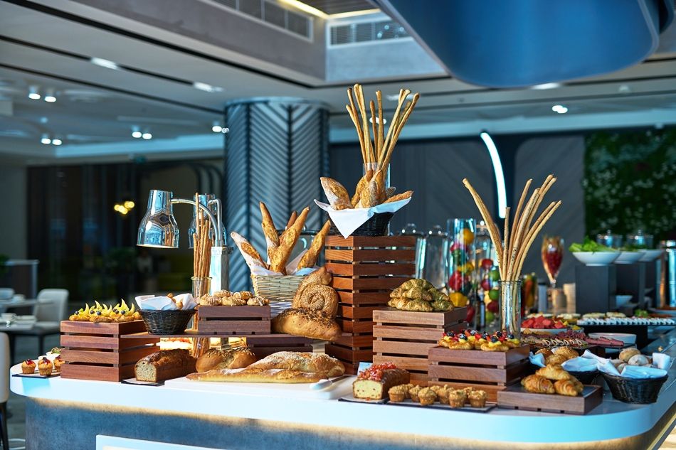 HOTEL HOLIDAY INTERNATIONAL SHARJAH - 12