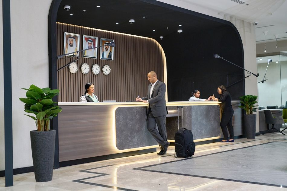 HOTEL HOLIDAY INTERNATIONAL SHARJAH - 9