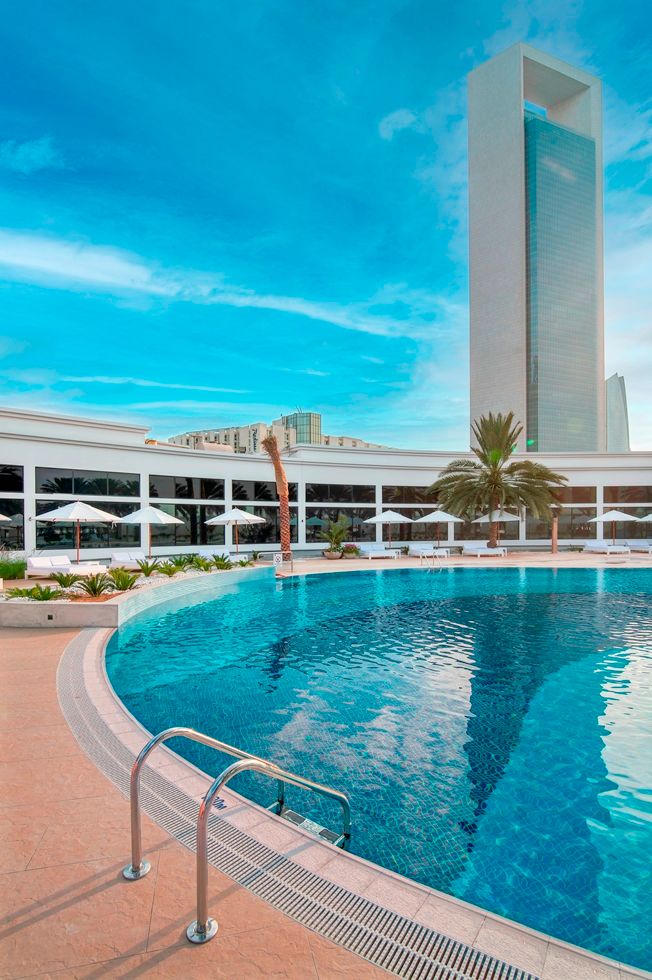 RADISSON BLU HOTEL & RESORT ABU DHABI CORNICHE - 4