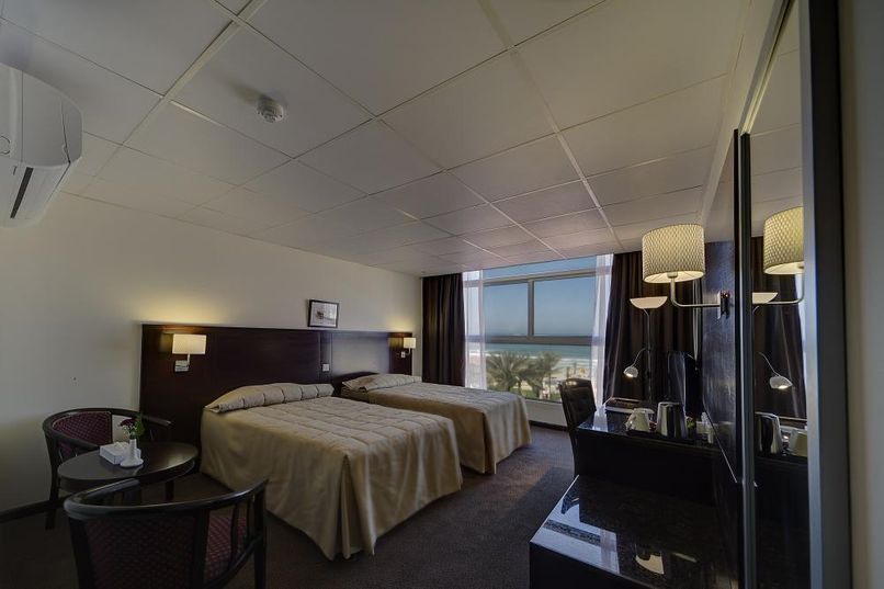 AJMAN BEACH HOTEL - 6