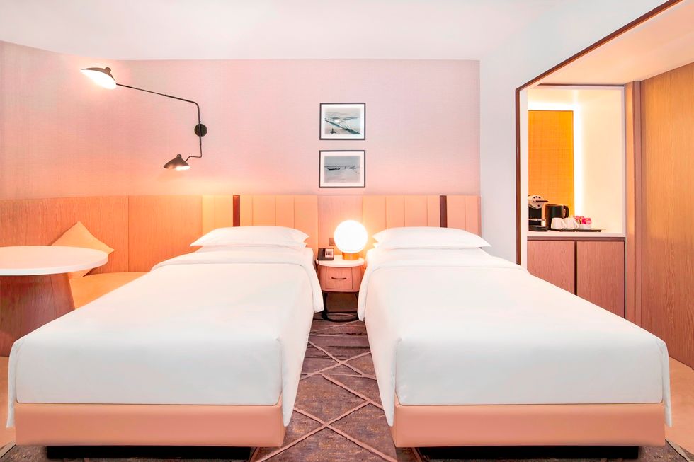 SHERATON ABU DHABI HOTEL & RESORT - 27