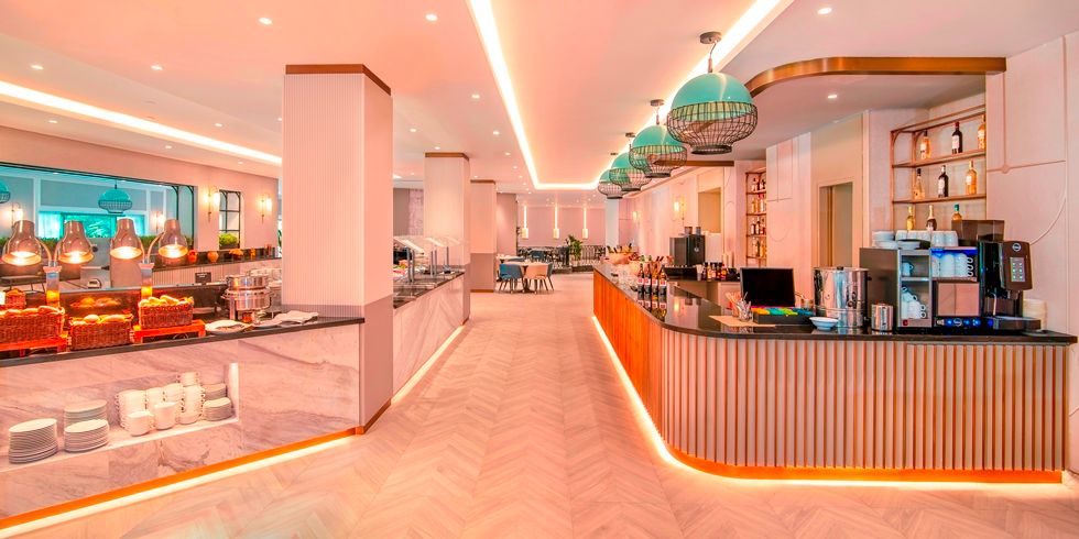 SHERATON ABU DHABI HOTEL & RESORT - 18