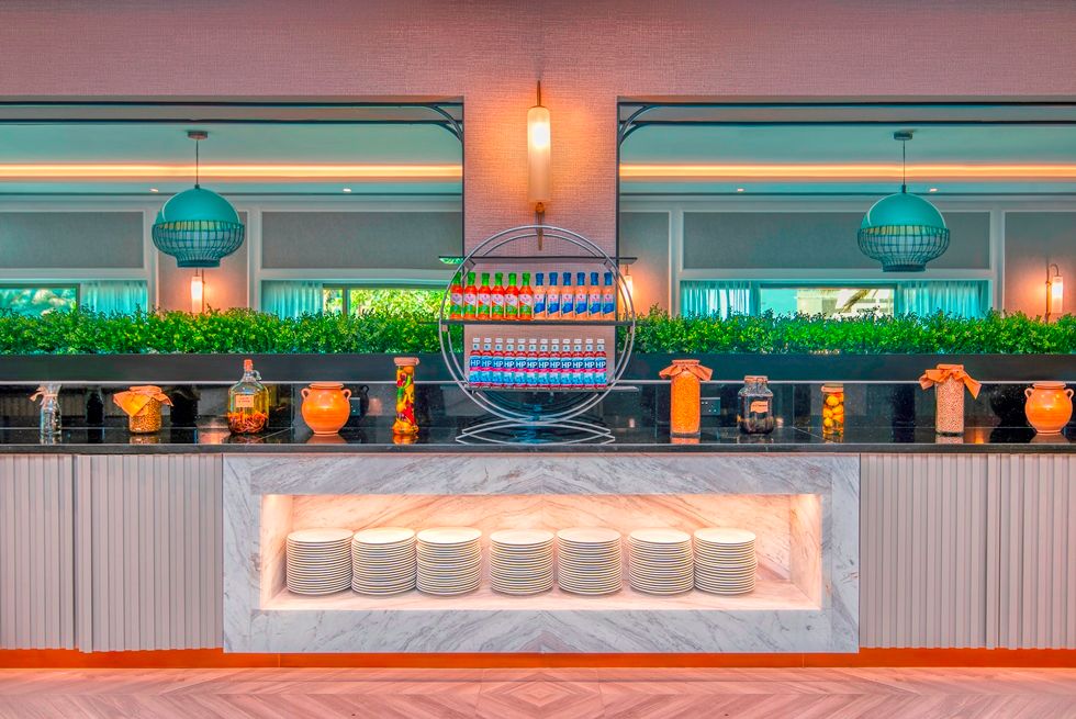 SHERATON ABU DHABI HOTEL & RESORT - 12