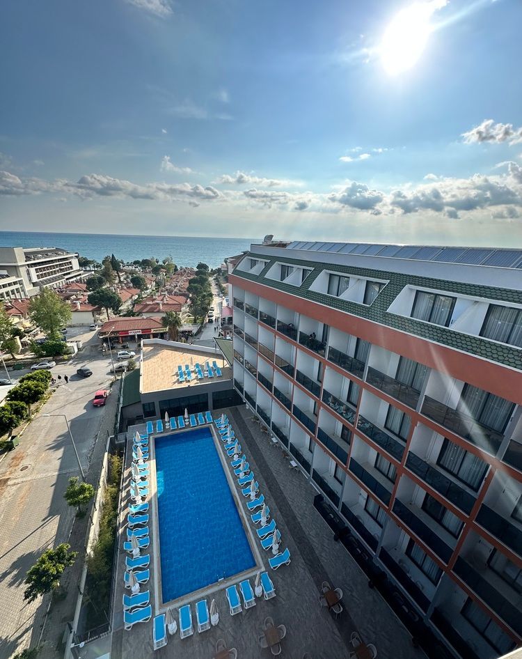 Side Golden Rock Hotel (only adults 16+) - 2