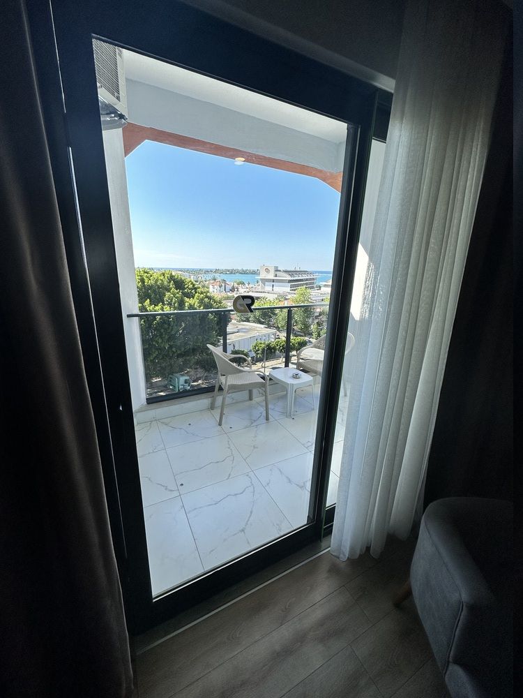 Side Golden Rock Hotel (only adults 16+) - 12