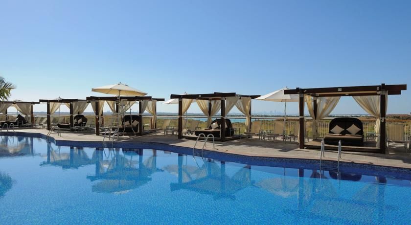 YAS PLAZA MANGROVES BY IHG (ex. RADISSON BLU HOTEL ABU DHABI YAS ISLAND) - 4