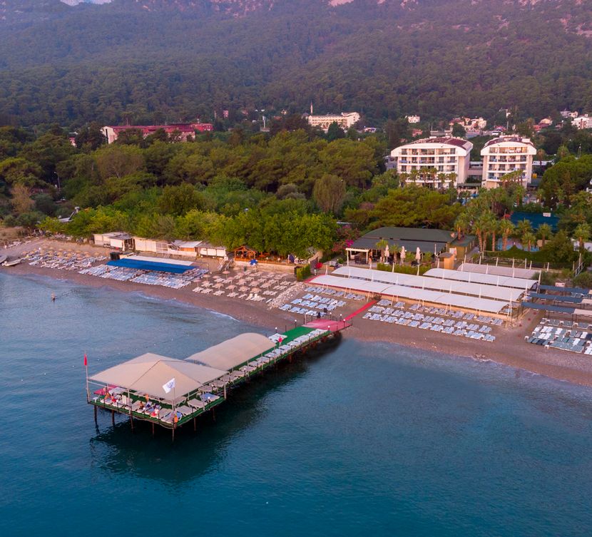 Ring Beach Hotel - 4