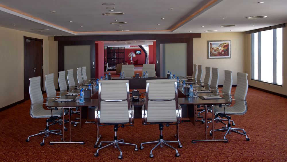 TWO SEASONS HOTEL (ex. GLORIA HOTEl & FURNISHED) - 24