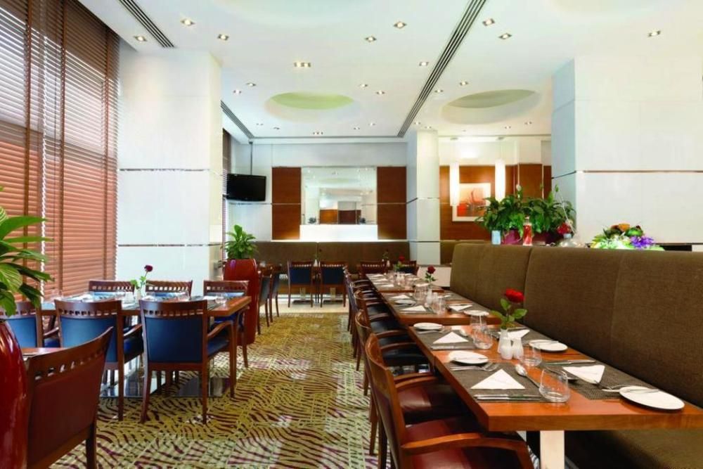 GOLDEN SANDS HOTEL & RESIDENCE - 8