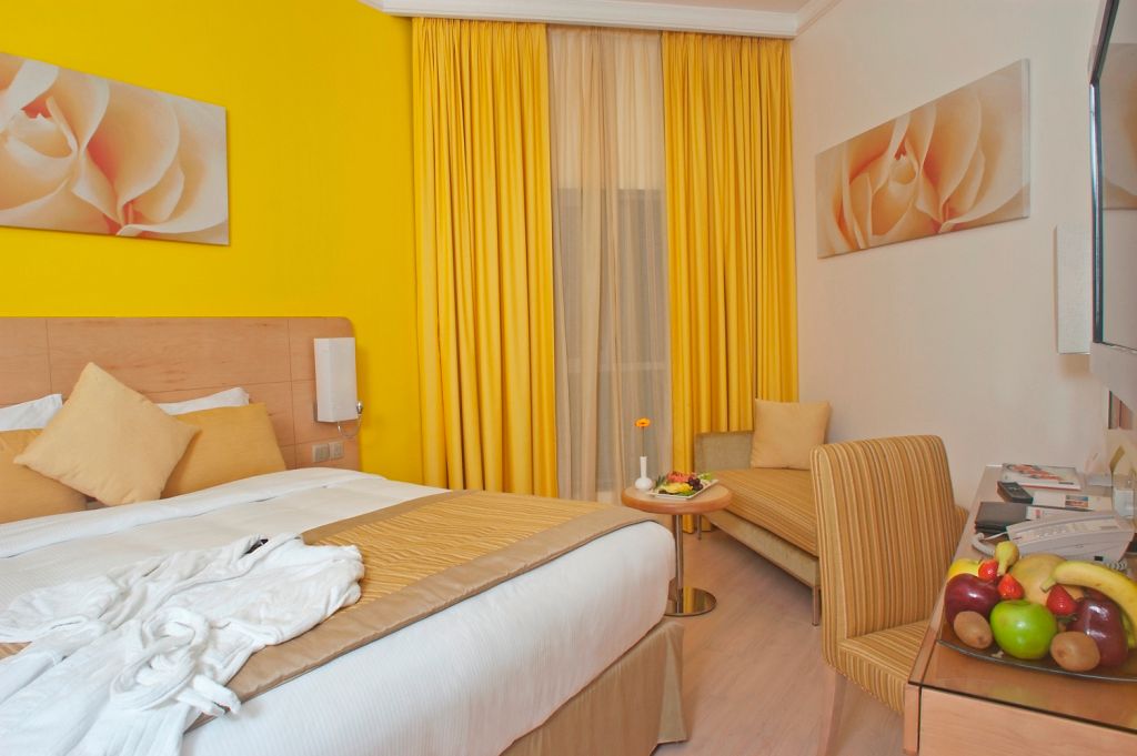 AL KHOORY EXECUTIVE HOTEL - AL BADA LLC - 13