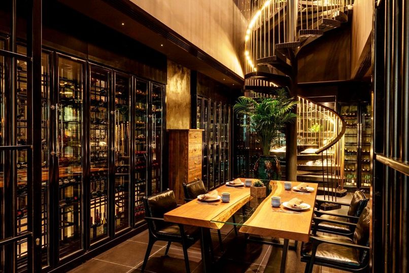 GROSVENOR HOUSE TOWER - 2 - 4