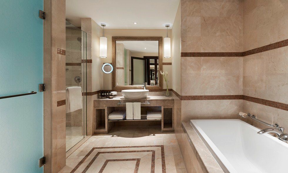 FAIRMONT THE PALM - 91