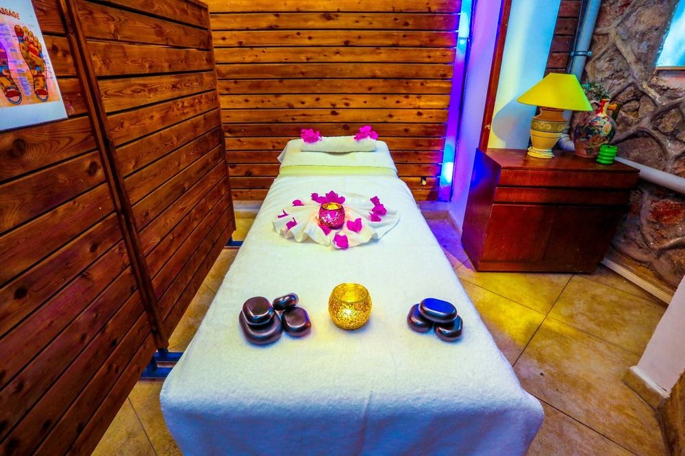 Villa Sonata Hotel - 25