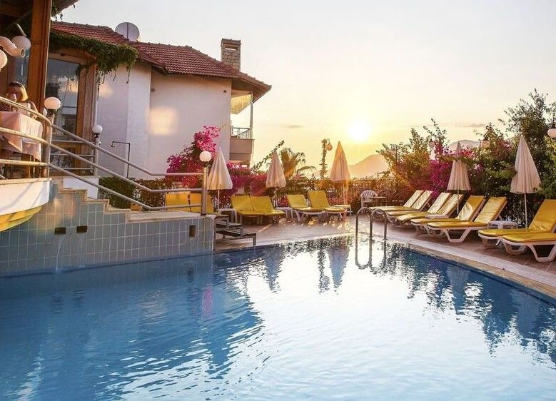 Villa Sonata Hotel - 9