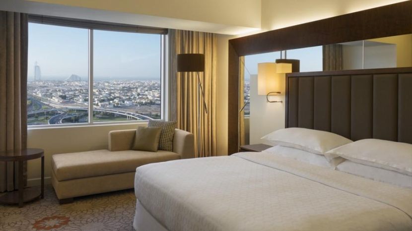 SHERATON DUBAI MALL OF THE EMIRATES HOTEL - 6
