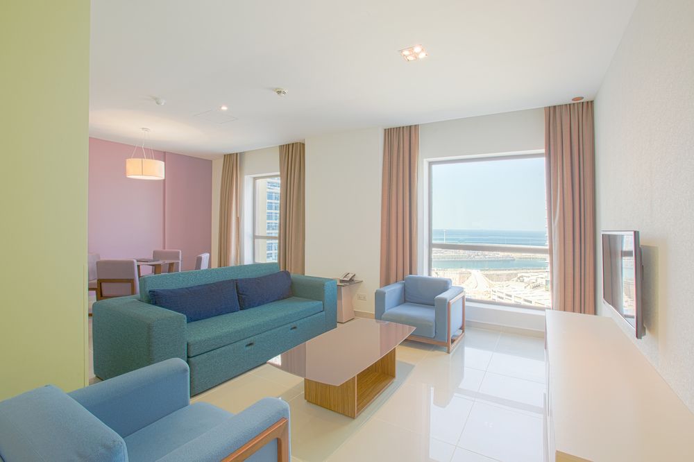 RAMADA HOTEL & SUITES BY WYNDHAM JBR (ex. HAWTHORN SUITES) - 82