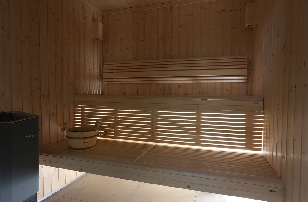 RAMADA HOTEL & SUITES BY WYNDHAM JBR (ex. HAWTHORN SUITES) - 39