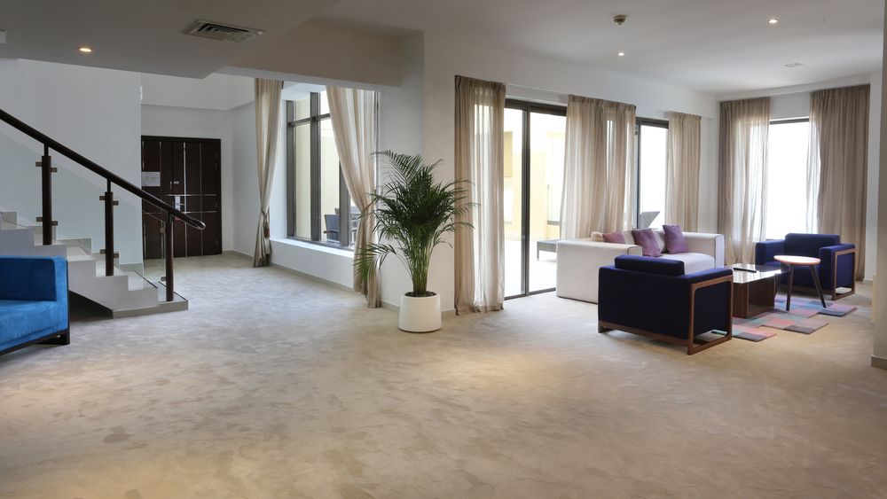 RAMADA HOTEL & SUITES BY WYNDHAM JBR (ex. HAWTHORN SUITES) - 58