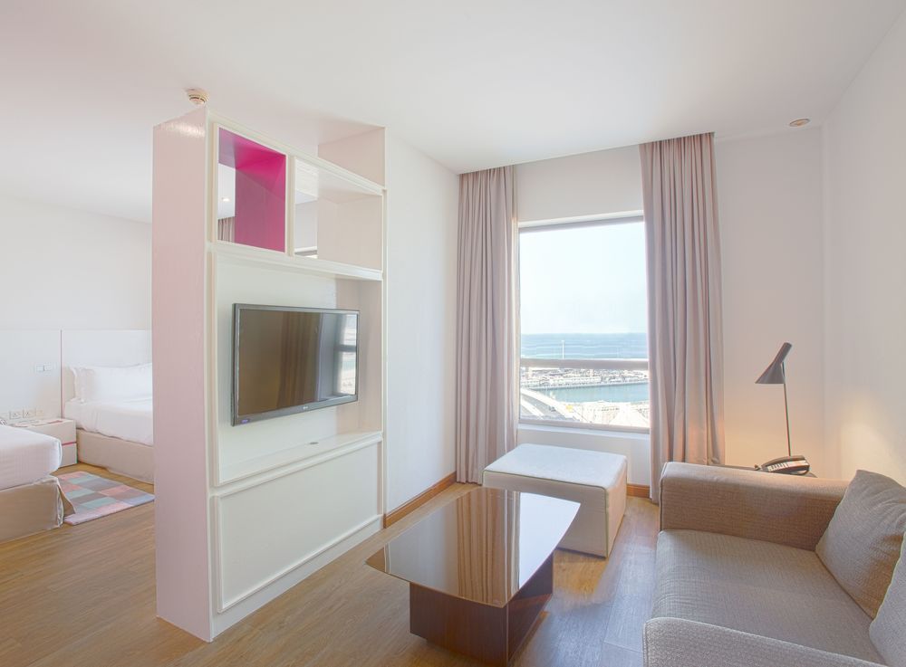 RAMADA HOTEL & SUITES BY WYNDHAM JBR (ex. HAWTHORN SUITES) - 95