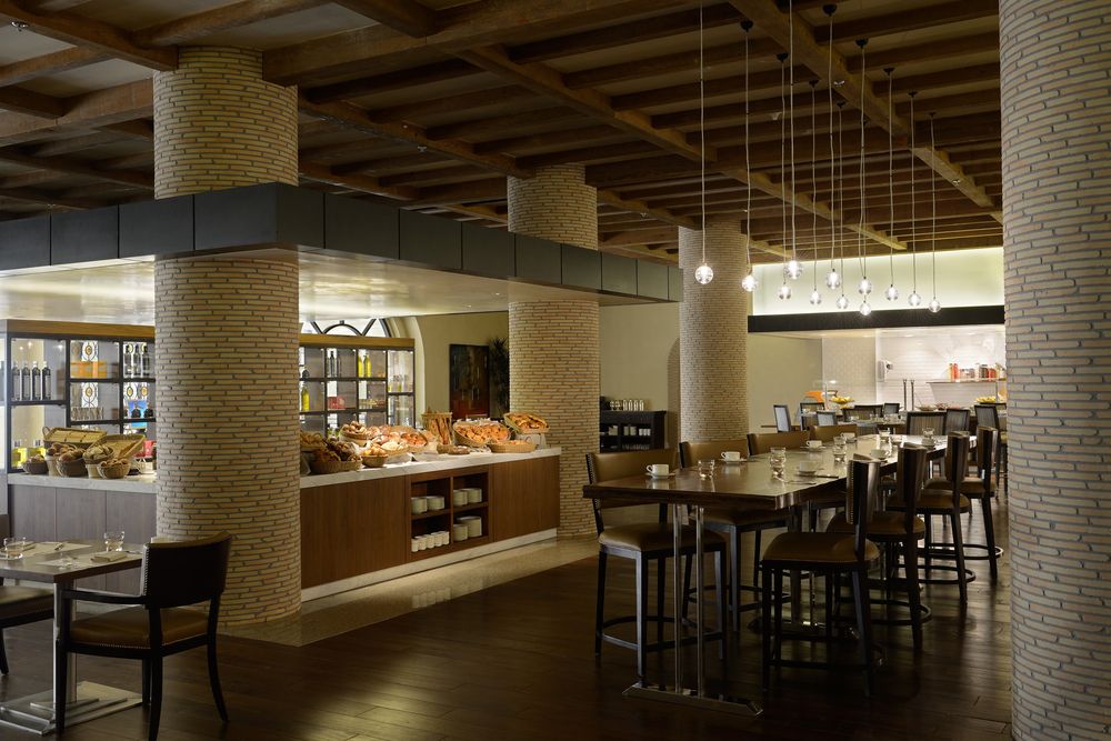 THE RITZ-CARLTON ABU DHABI, GRAND CANAL - 27