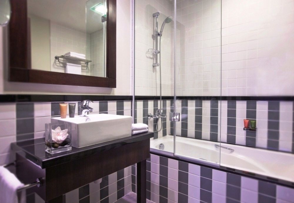 MOVENPICK HOTEL AL MAMZAR - 34