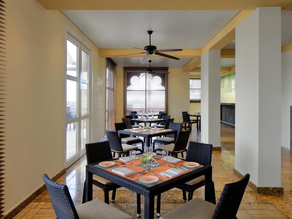 SHERATON SHARJAH BEACH RESORT & SPA - 12