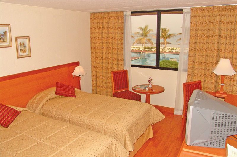 LOU LOU A BEACH RESORT - 6