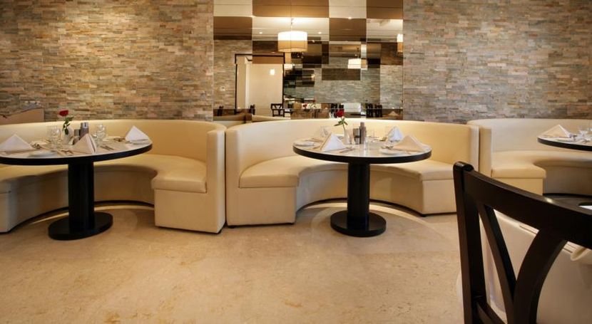 RAMADA HOTEL & SUITES AJMAN - 5