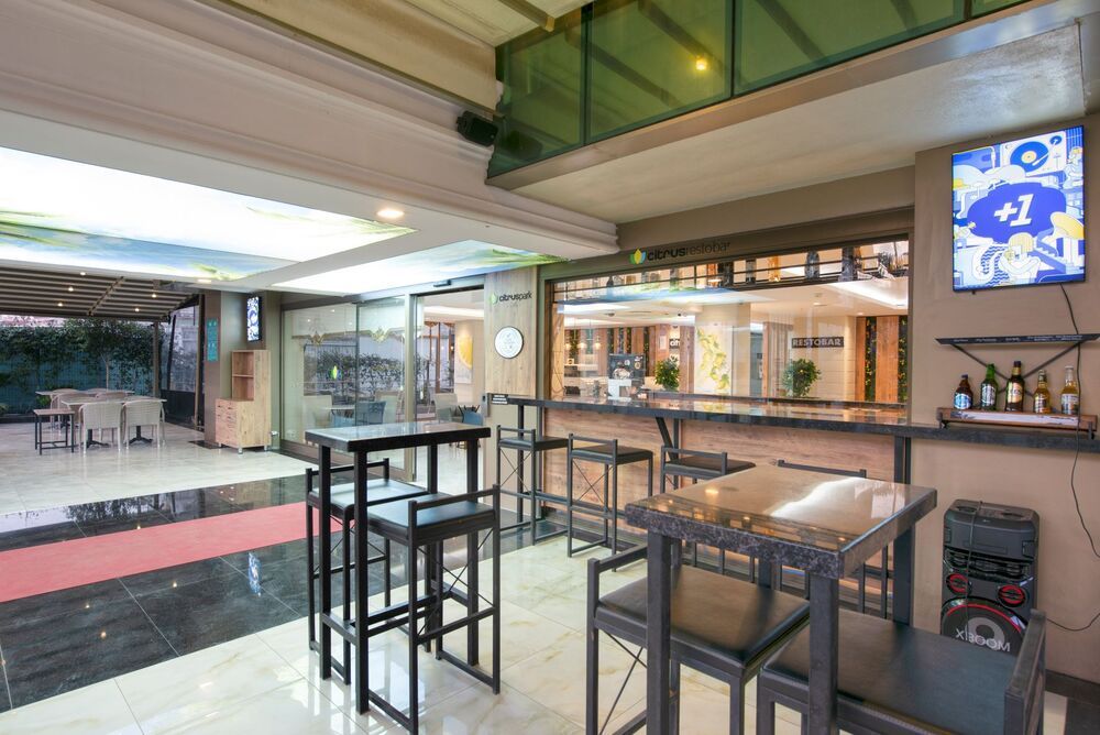 Citrus Park Hotel - 3