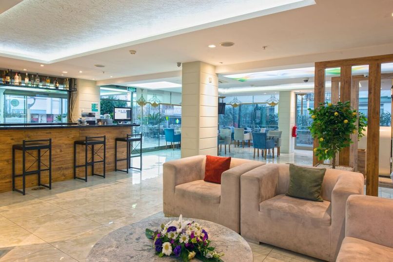 Citrus Park Hotel - 2