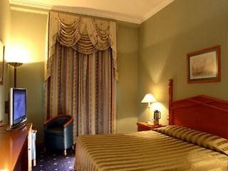 SEA VIEW HOTEL - 4