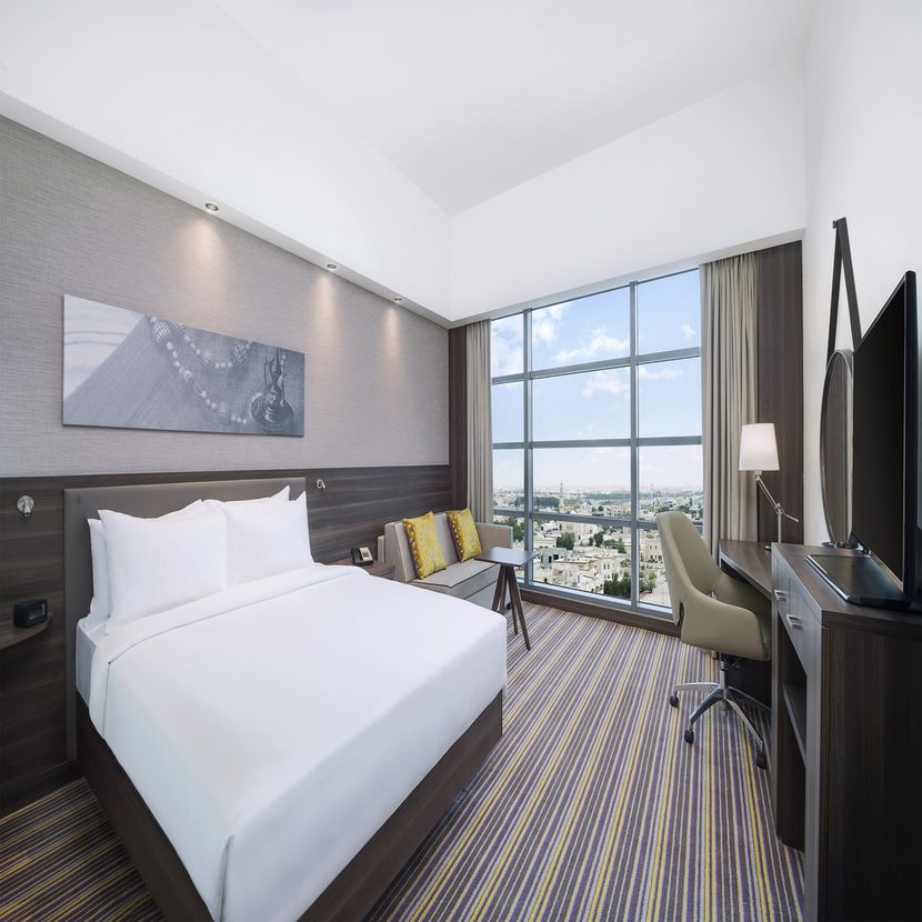 HAMPTON BY HILTON DUBAI AIRPORT - 2