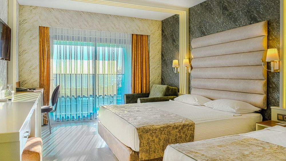 Kirbiyik Resort Hotel - 1