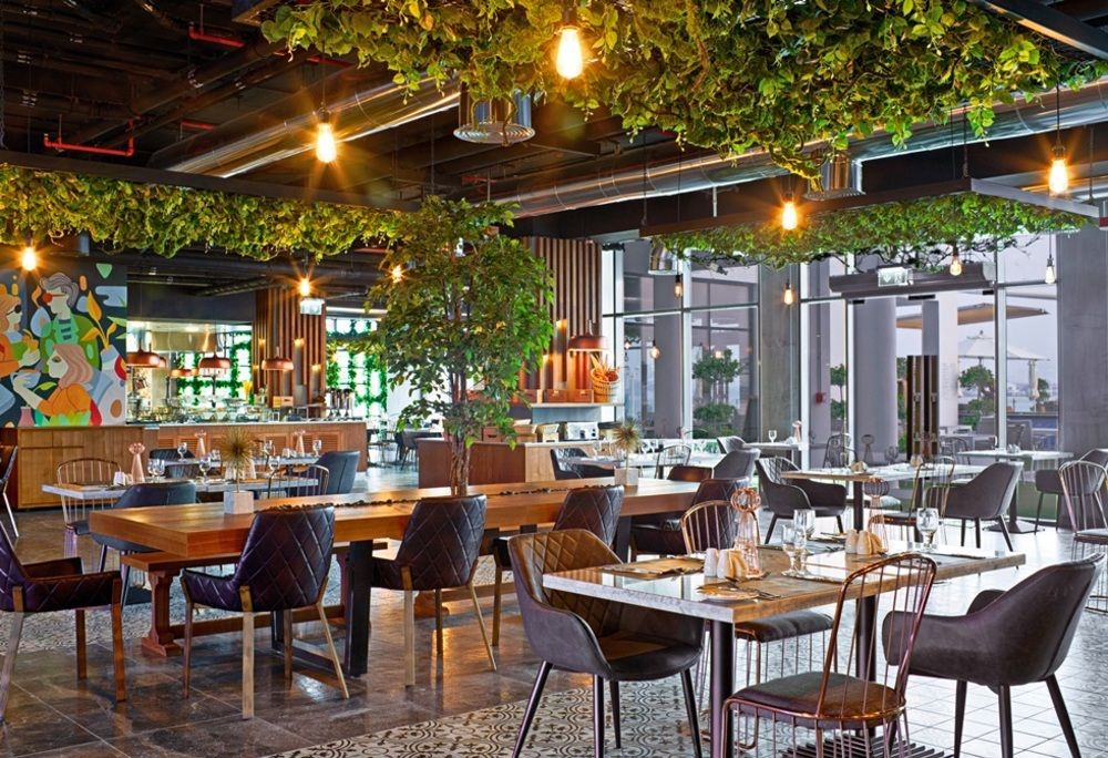 C CENTRAL RESORT - 12