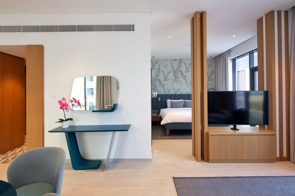 C CENTRAL RESORT - 22