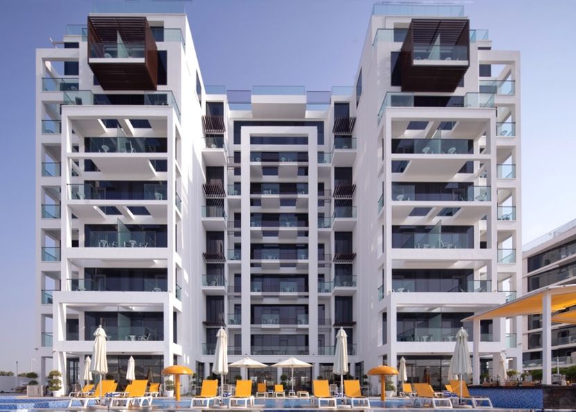 C CENTRAL RESORT - 1