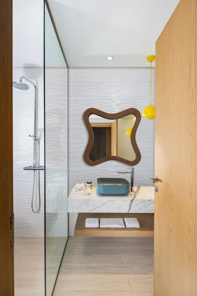 C CENTRAL RESORT - 18