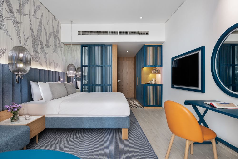 C CENTRAL RESORT - 15