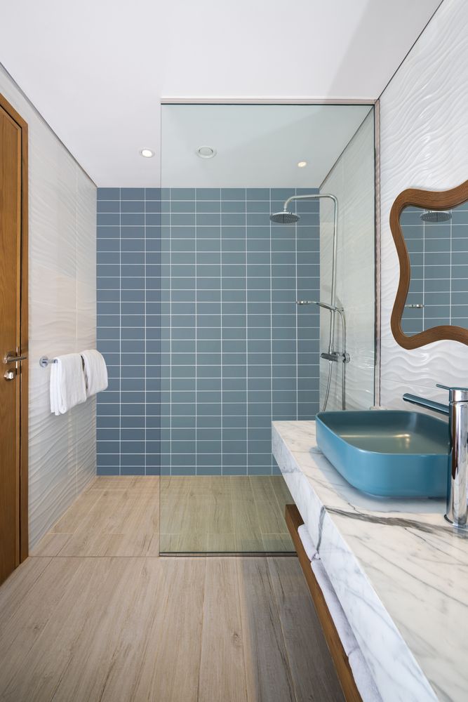 C CENTRAL RESORT - 16