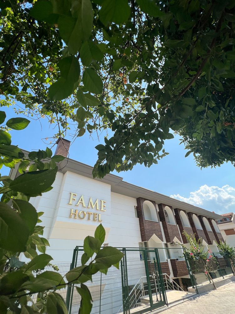 Fame Hotel - 5