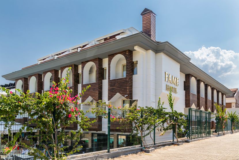 Fame Hotel - 2