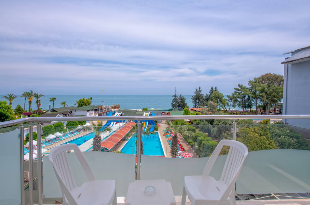Lims Bonadea Beach Hotel - 20