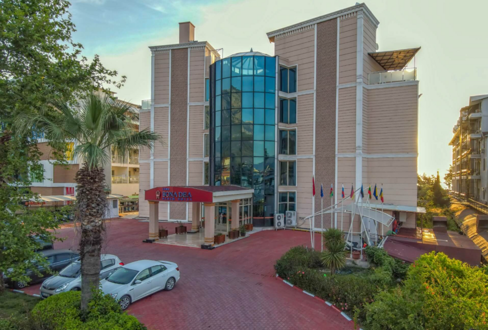 Lims Bonadea Beach Hotel - 2