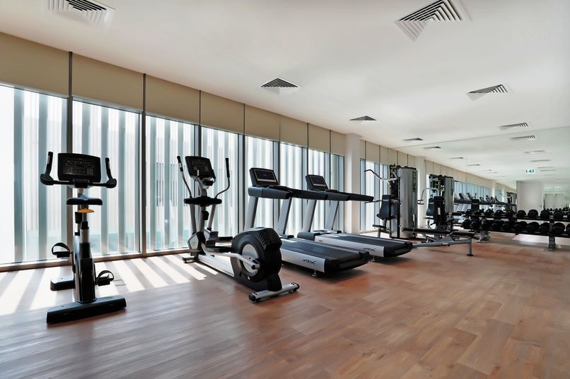 MILLENNIUM EXECUTIVE MONTROSE - 3