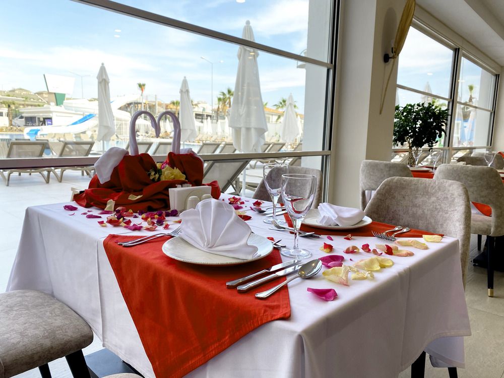 Sunthalia Hotels & Resorts (only adults 16+) - 24