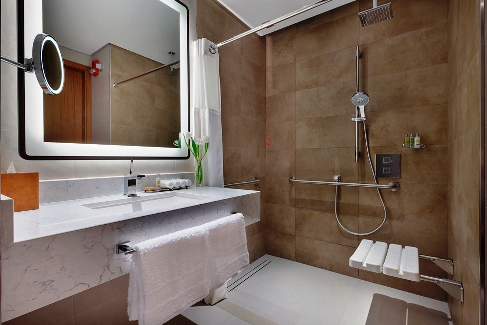 DOUBLETREE BY HILTON SHARJAH WATERFRONT HOTEL & RESIDENCES - 41